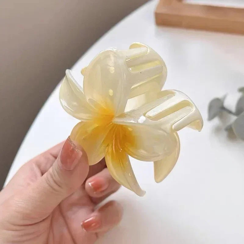 NewFlower Shape Hair Claw Clips for Women Girls Barrette Crab Claw Clip Ponytail Hairpins Bath Beach Headwear Hair Accessories